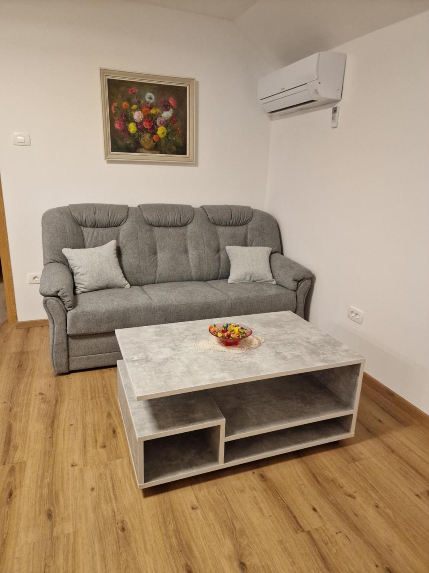 Vila Lastovka Ljubljana Exteriör bild